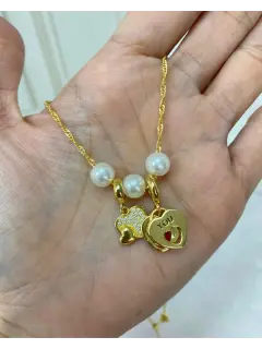 Collar triple dije - Forma de corazón con perla. Serie #CO06