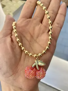 Collar cereza con balín