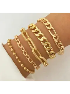 Set de pulseras - De cadenas y  balines. casual