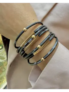 Pulsera de cuero con estampado de leopardo y detalles dorado
