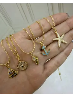 Collar de dijes - Barco, ancla, brújula, estrella de mar y caracola
