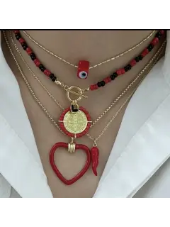 Juego de collares rojo