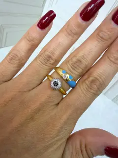 Anillo  dorado con azul + Anillo con circones negro