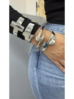 Set de brazaletes maximalista plateado - Estilo rígido con pulido
